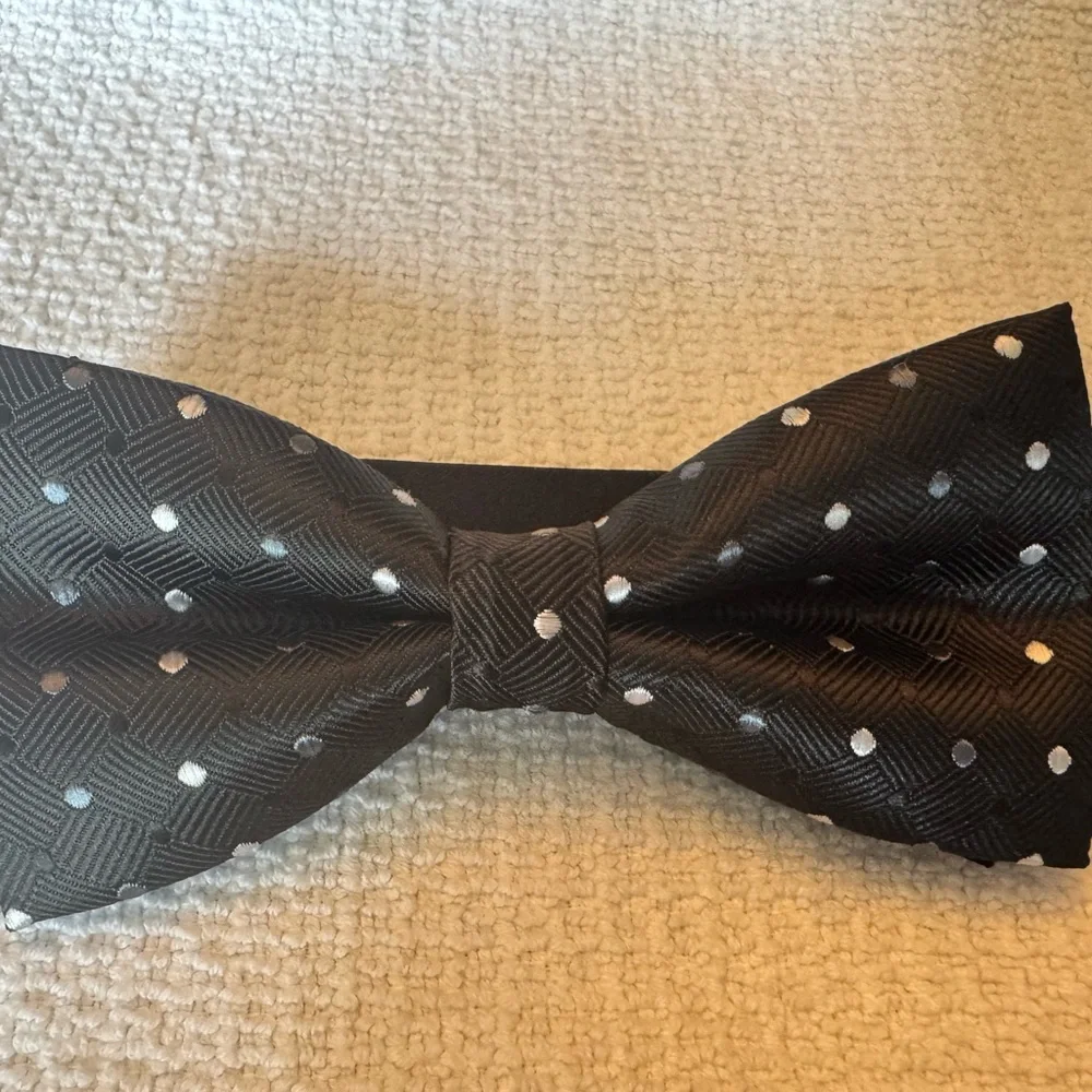 Boys Adjustable Hook Latch Bow Ties  Polka Dot  Set Of 5 Brand New